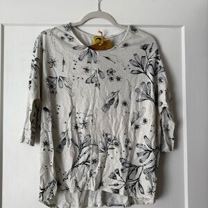 Kealopiko NWT 3/4 sleeve dolman Tee Size Small